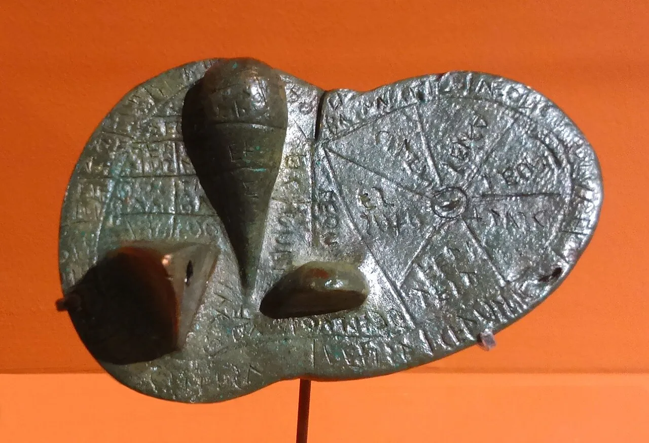 Bronze Liver of Piacenza (Fegato di Piacenza), c. 100 BC — Museo Civico, Piacenza. Wikimedia Commons CC0.